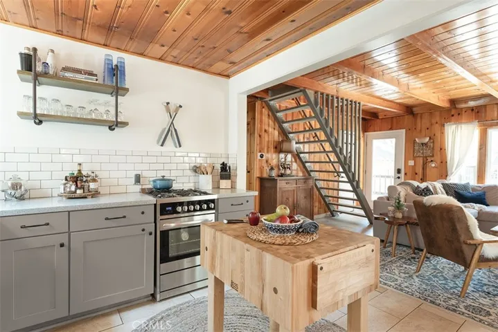 39177 Robin Road, Big Bear Lake, California 92315