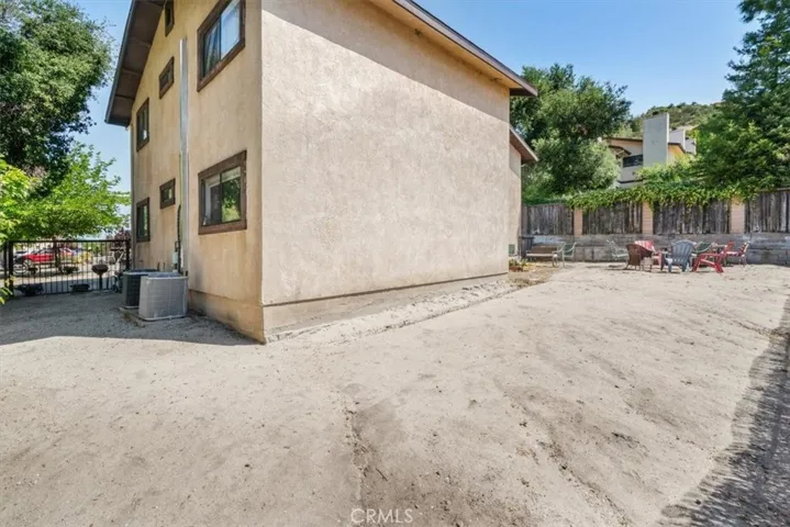 9110 Montecito Avenue, Atascadero, California 93422