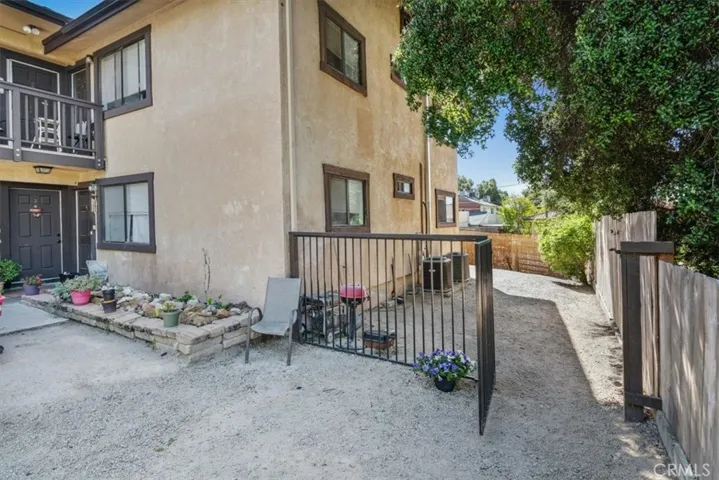 9110 Montecito Avenue, Atascadero, California 93422