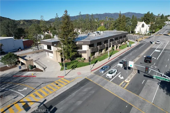 1150 Foothill Boulevard, La Canada Flintridge, California 91011
