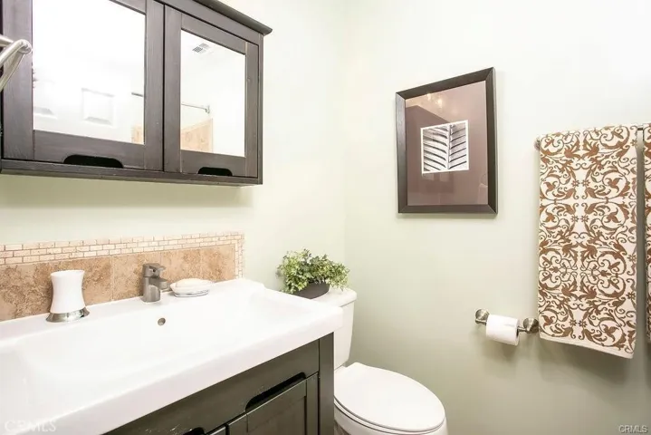 18 Flor De Sol 15, Rancho Santa Margarita, California 92688