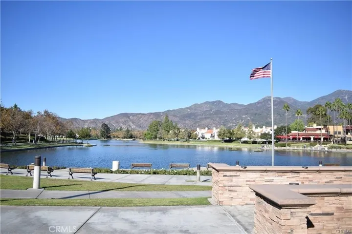 18 Flor De Sol 15, Rancho Santa Margarita, California 92688