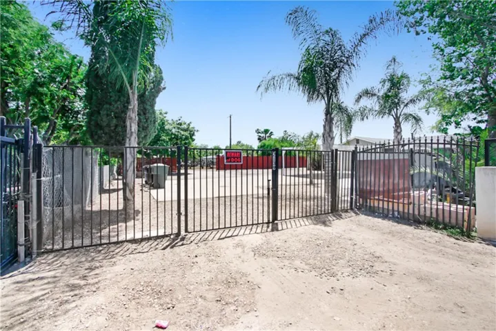 2139 Roosevelt Avenue, San Bernardino, California 92411