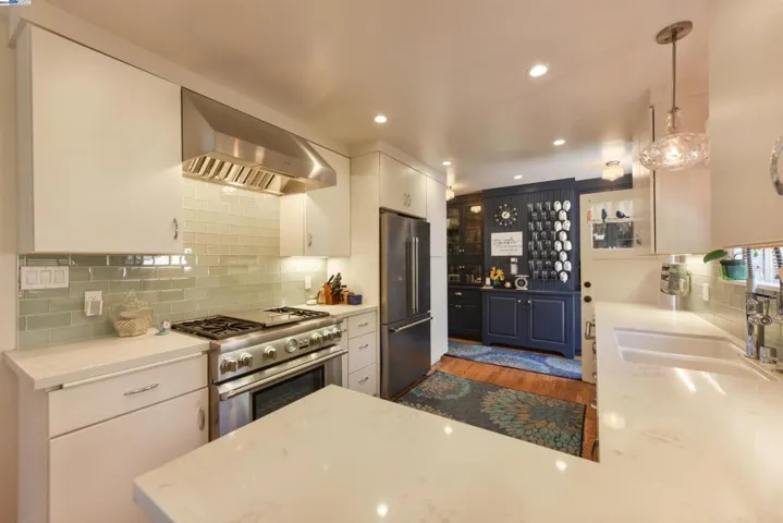 814 Collier Dr, San Leandro, California 94577