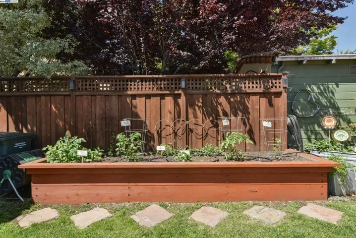 814 Collier Dr, San Leandro, California 94577