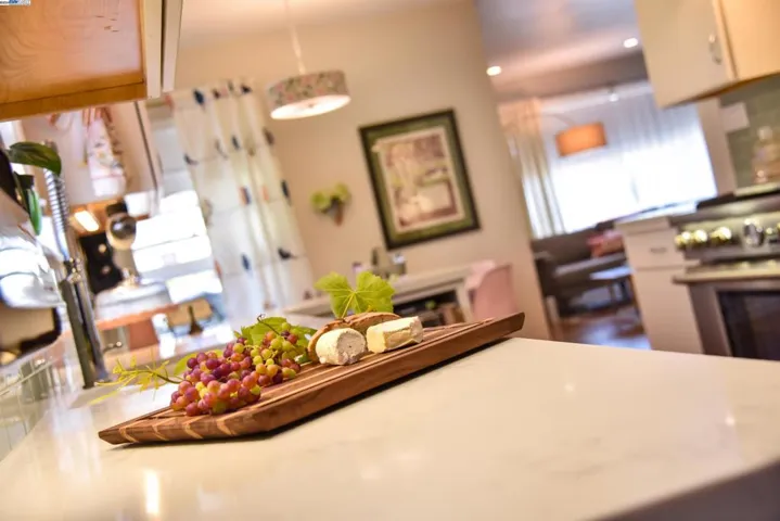 814 Collier Dr, San Leandro, California 94577