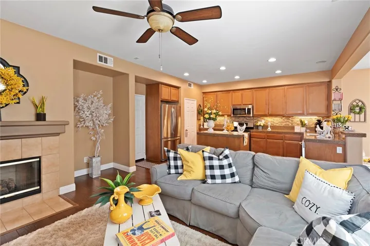 40277 Balboa Drive, Temecula, California 92591