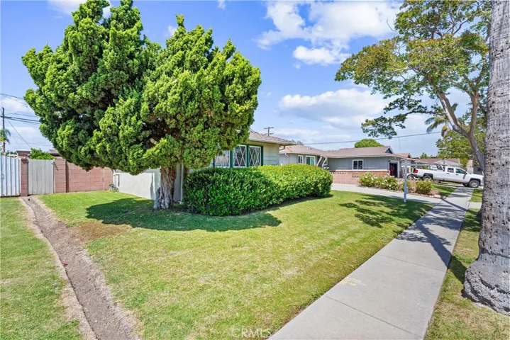 15535 Woodcrest Drive, Whittier, California 90604