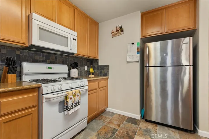 1963 San Buenaventura Way, San Miguel, California 93451