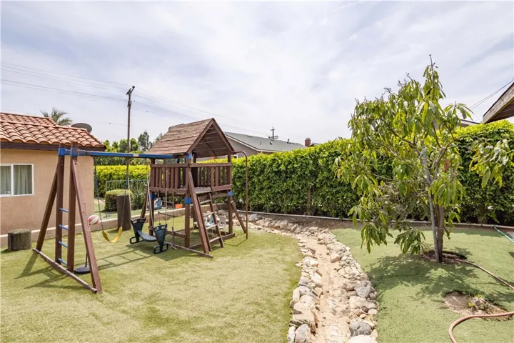 12955 Maclay Street, Sylmar, California 91342