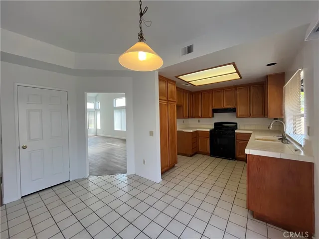558 Chelsea Way, Corona, California 92879