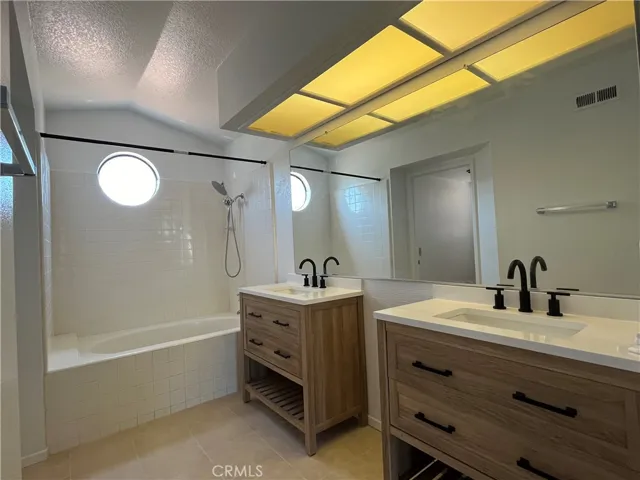 558 Chelsea Way, Corona, California 92879
