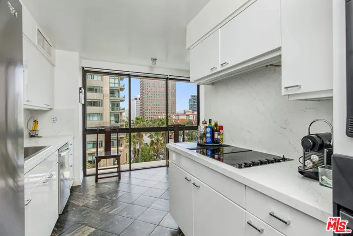10790 Wilshire Boulevard 502, Los Angeles, California 90024