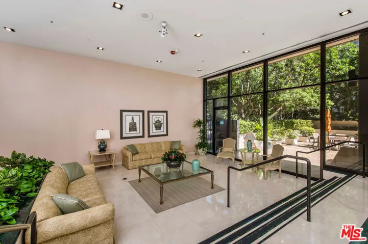 10790 Wilshire Boulevard 502, Los Angeles, California 90024