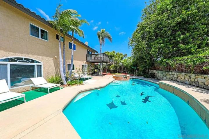 2607 Jacaranda Ave, Carlsbad, California 92009