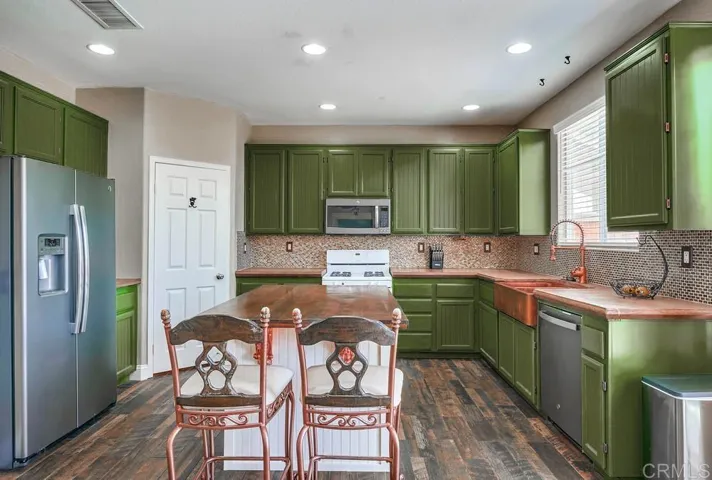 40187 Torrey Pines Road, Murrieta, California 92563