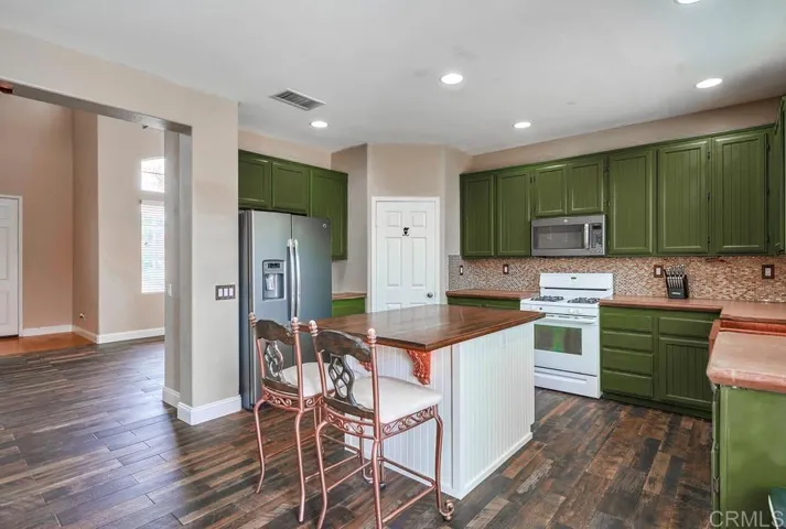 40187 Torrey Pines Road, Murrieta, California 92563