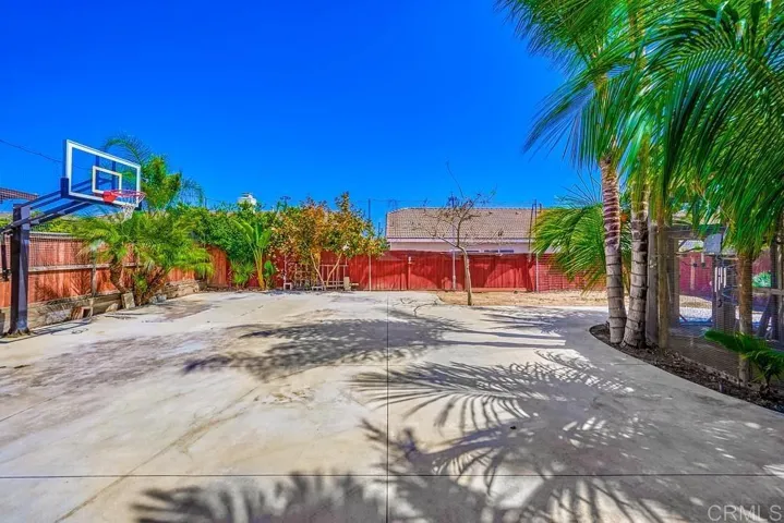 40187 Torrey Pines Road, Murrieta, California 92563