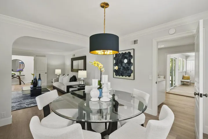 3587 La Mata Way, Palo Alto, California 94306