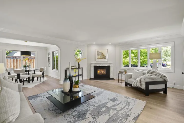 3587 La Mata Way, Palo Alto, California 94306