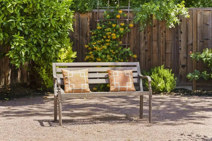 3587 La Mata Way, Palo Alto, California 94306