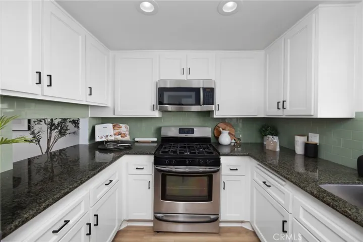 4821 Riverton Avenue 2, North Hollywood, California 91601
