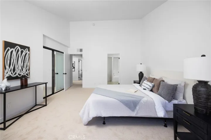 4821 Riverton Avenue 2, North Hollywood, California 91601