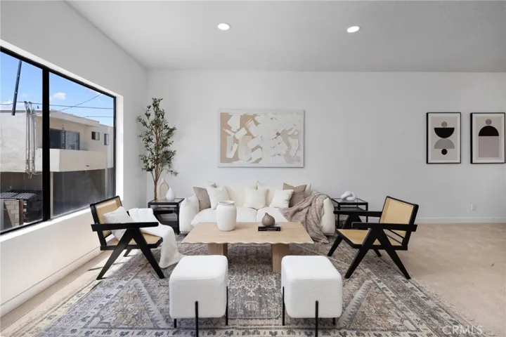 4821 Riverton Avenue 2, North Hollywood, California 91601