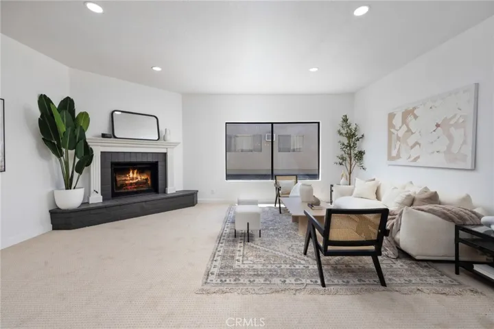 4821 Riverton Avenue 2, North Hollywood, California 91601