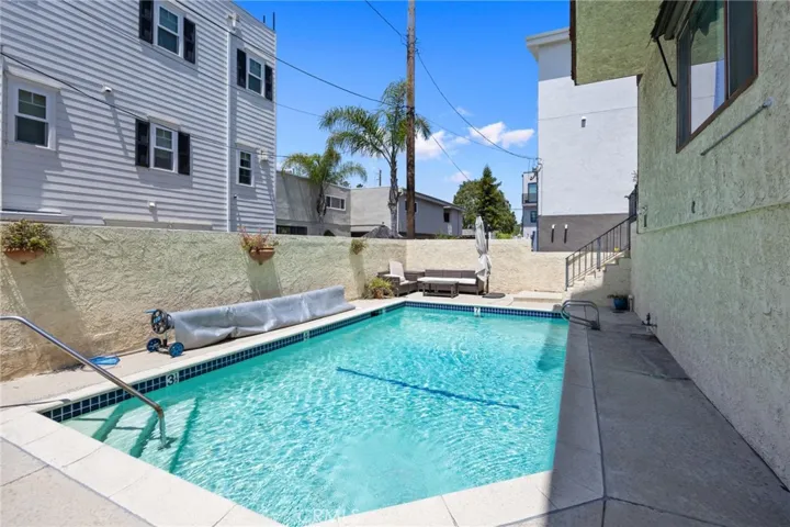 4821 Riverton Avenue 2, North Hollywood, California 91601