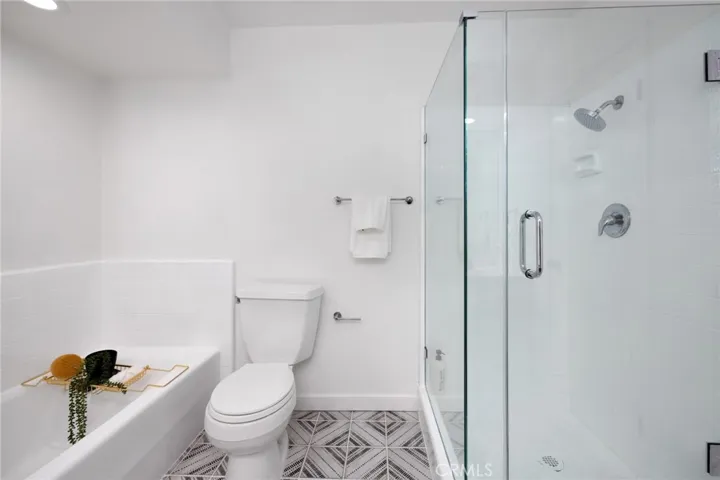 4821 Riverton Avenue 2, North Hollywood, California 91601