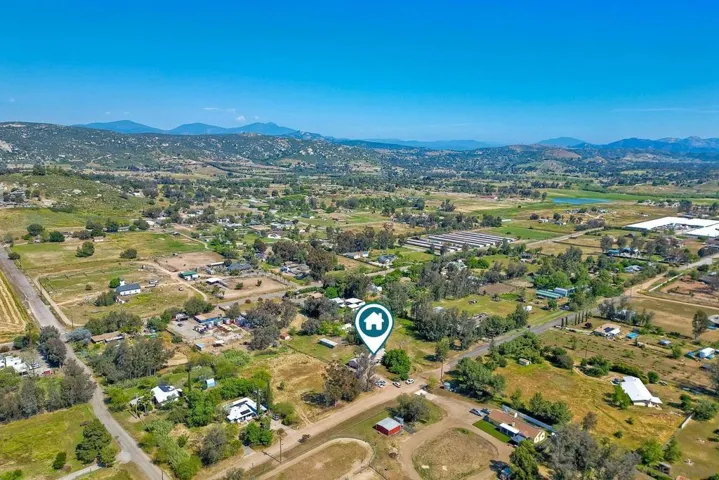 1727 Elm St, Ramona, California 92065
