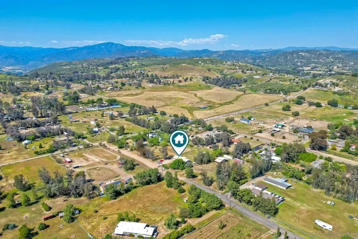 1727 Elm St, Ramona, California 92065