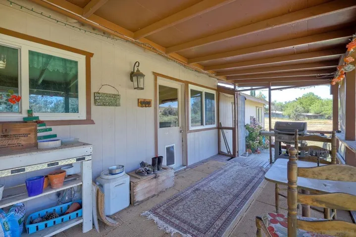 1727 Elm St, Ramona, California 92065