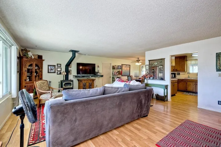 1727 Elm St, Ramona, California 92065