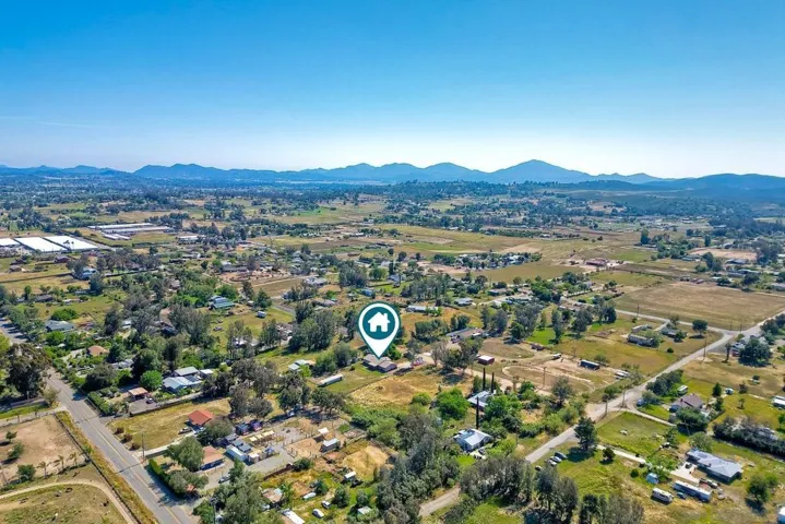 1727 Elm St, Ramona, California 92065