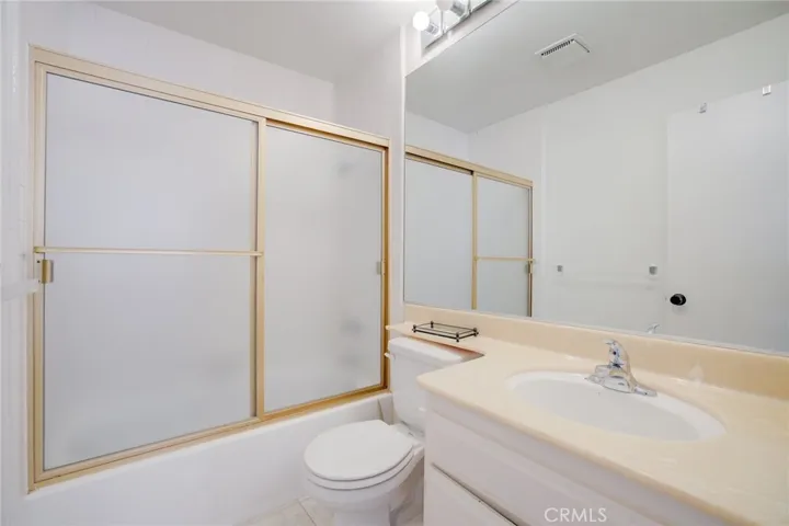 19200 Index Street 4, Porter Ranch, California 91326