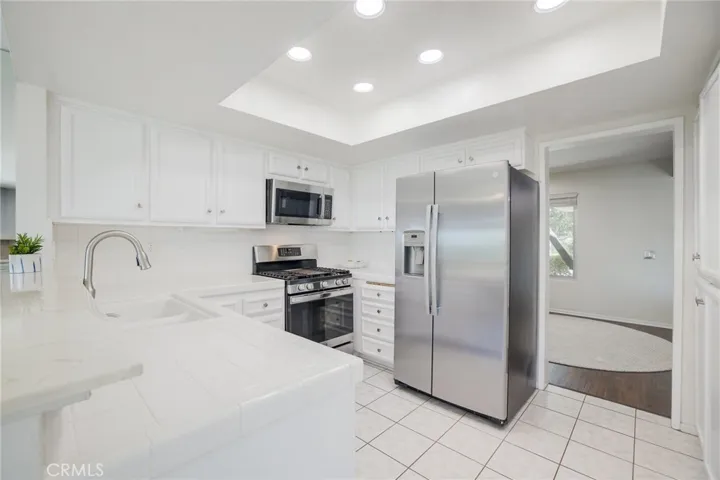 19200 Index Street 4, Porter Ranch, California 91326