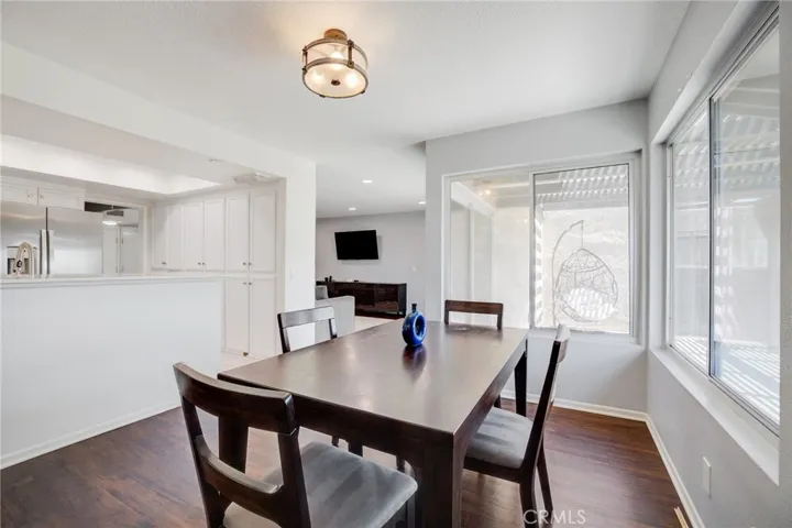 19200 Index Street 4, Porter Ranch, California 91326