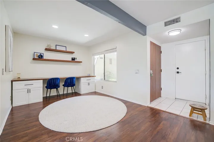 19200 Index Street 4, Porter Ranch, California 91326