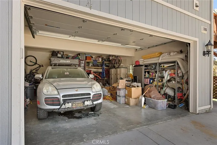 1383 Calgary Drive, Lake Arrowhead, California 92352