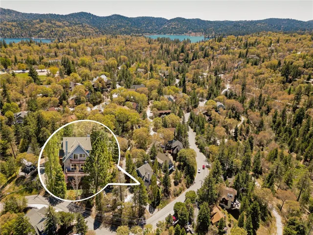 1383 Calgary Drive, Lake Arrowhead, California 92352