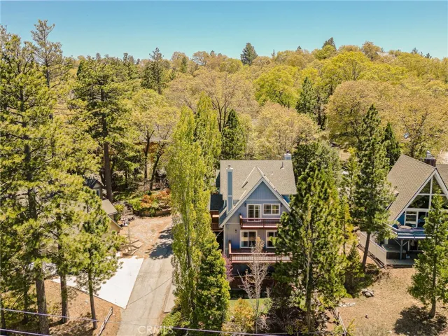 1383 Calgary Drive, Lake Arrowhead, California 92352