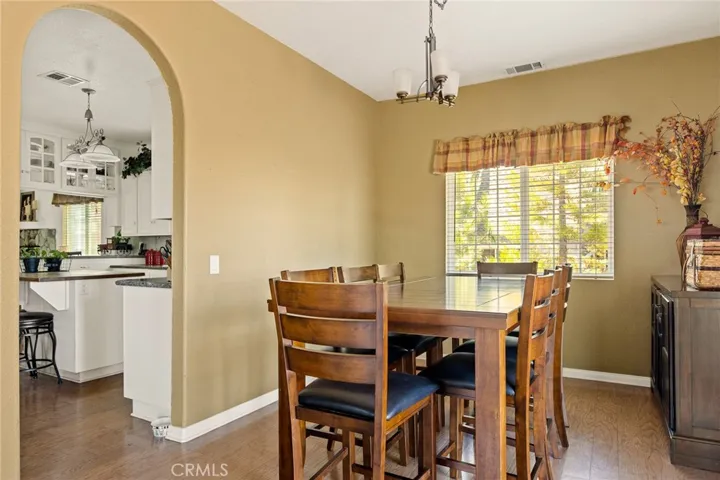 1383 Calgary Drive, Lake Arrowhead, California 92352