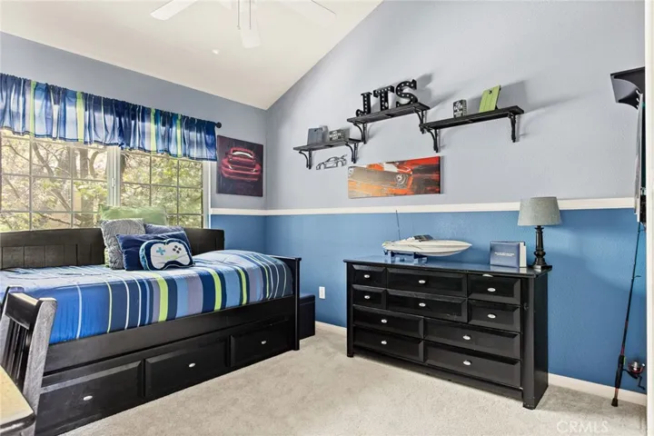 1383 Calgary Drive, Lake Arrowhead, California 92352