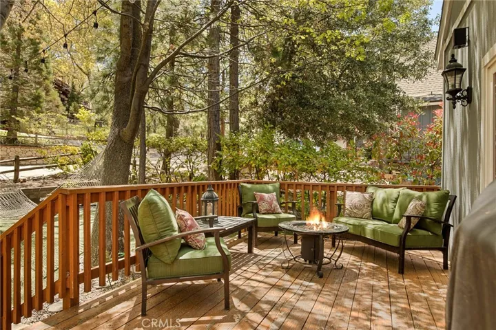 1383 Calgary Drive, Lake Arrowhead, California 92352