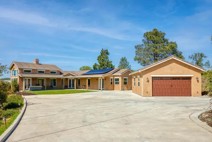 25 Lopes Court, Copperopolis, California 95228