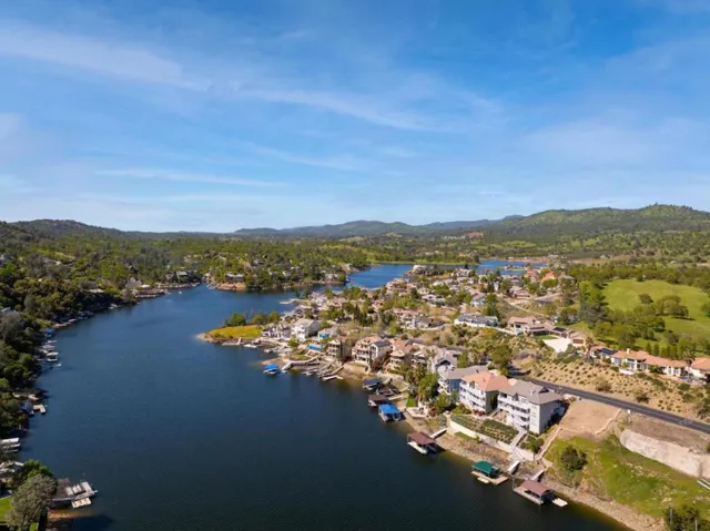 25 Lopes Court, Copperopolis, California 95228