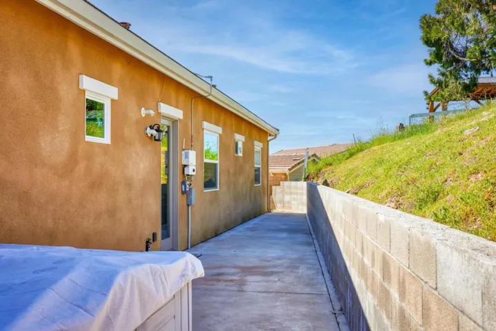 25 Lopes Court, Copperopolis, California 95228