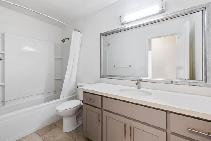 755 14th Avenue 305, Santa Cruz, California 95062